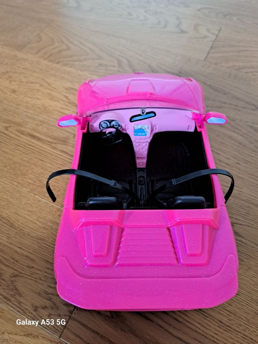 Auto kabriolet Barbie