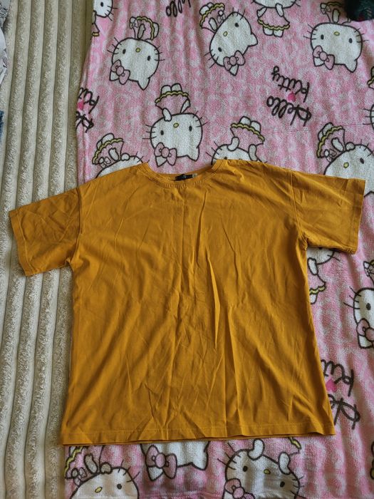 Футболка жіноча .