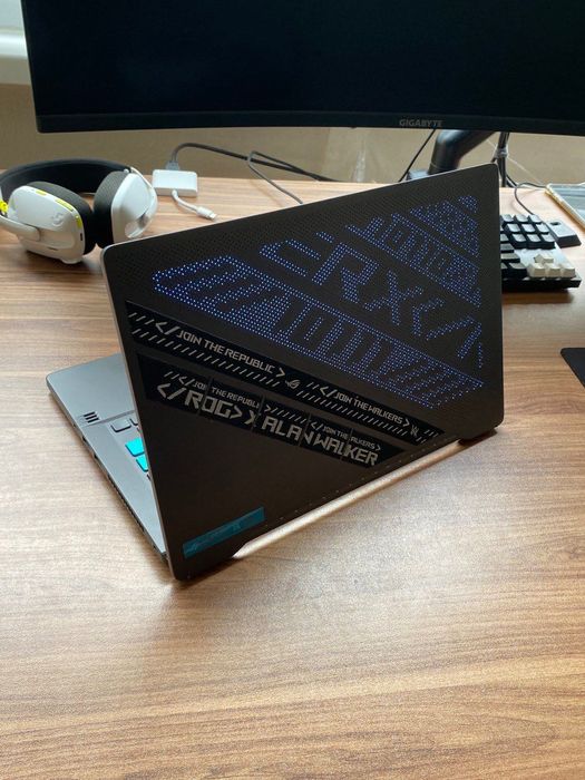 ASUS ROG Zephyrus G14 Alan Walker Ryzen 9 5900HS RTX 3050Ti RTX STRIX