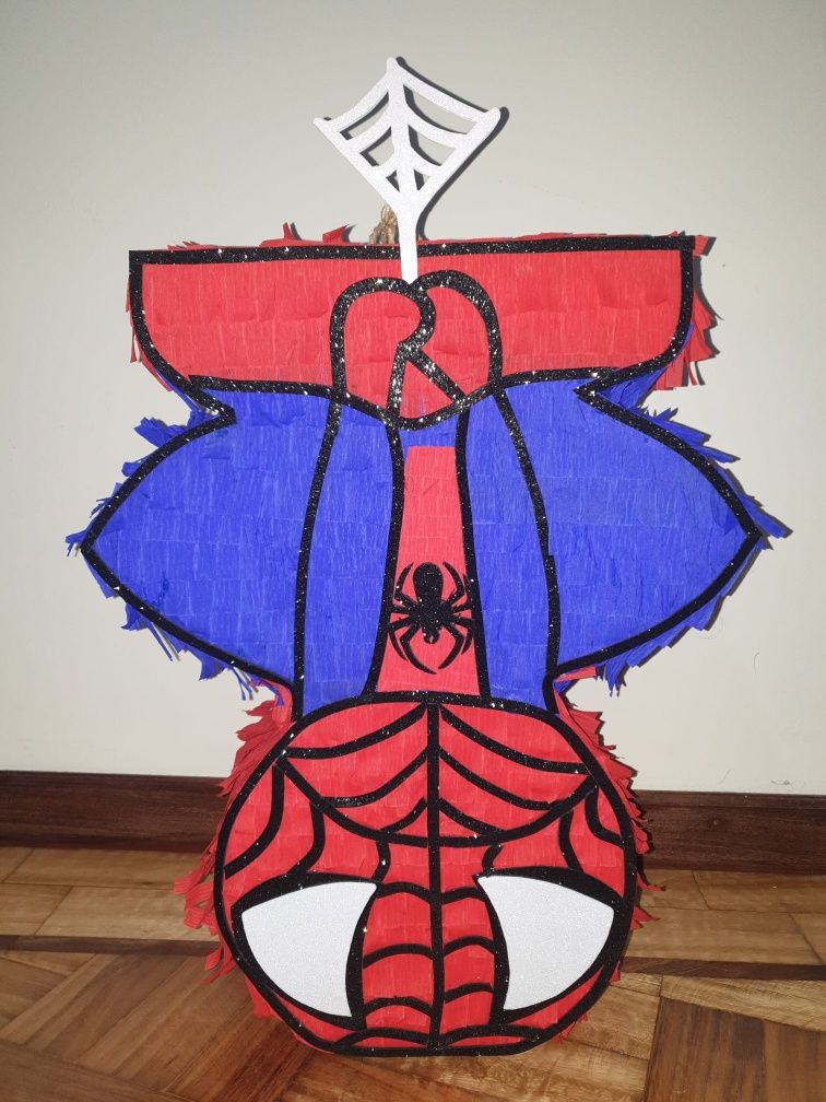 Pinhata/Piñata Homem-Aranha / Spiderman e Mulher  Maravilha
