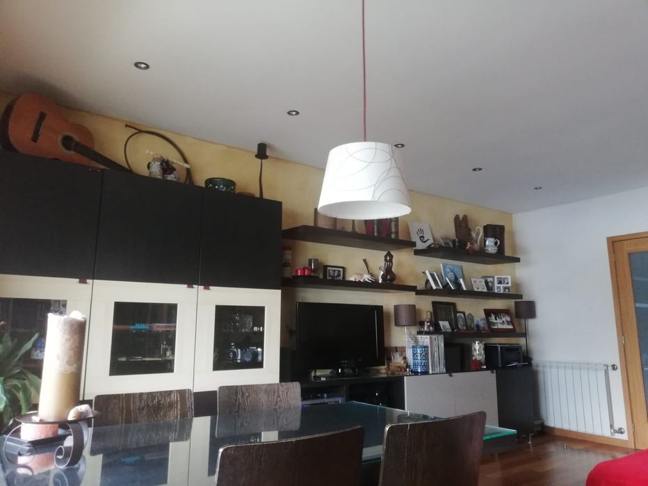 Alugo apartamento T2