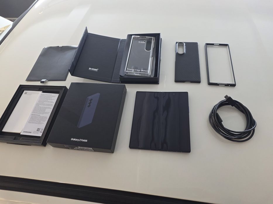 Samsung fold 6 512 gb. Jak nowy