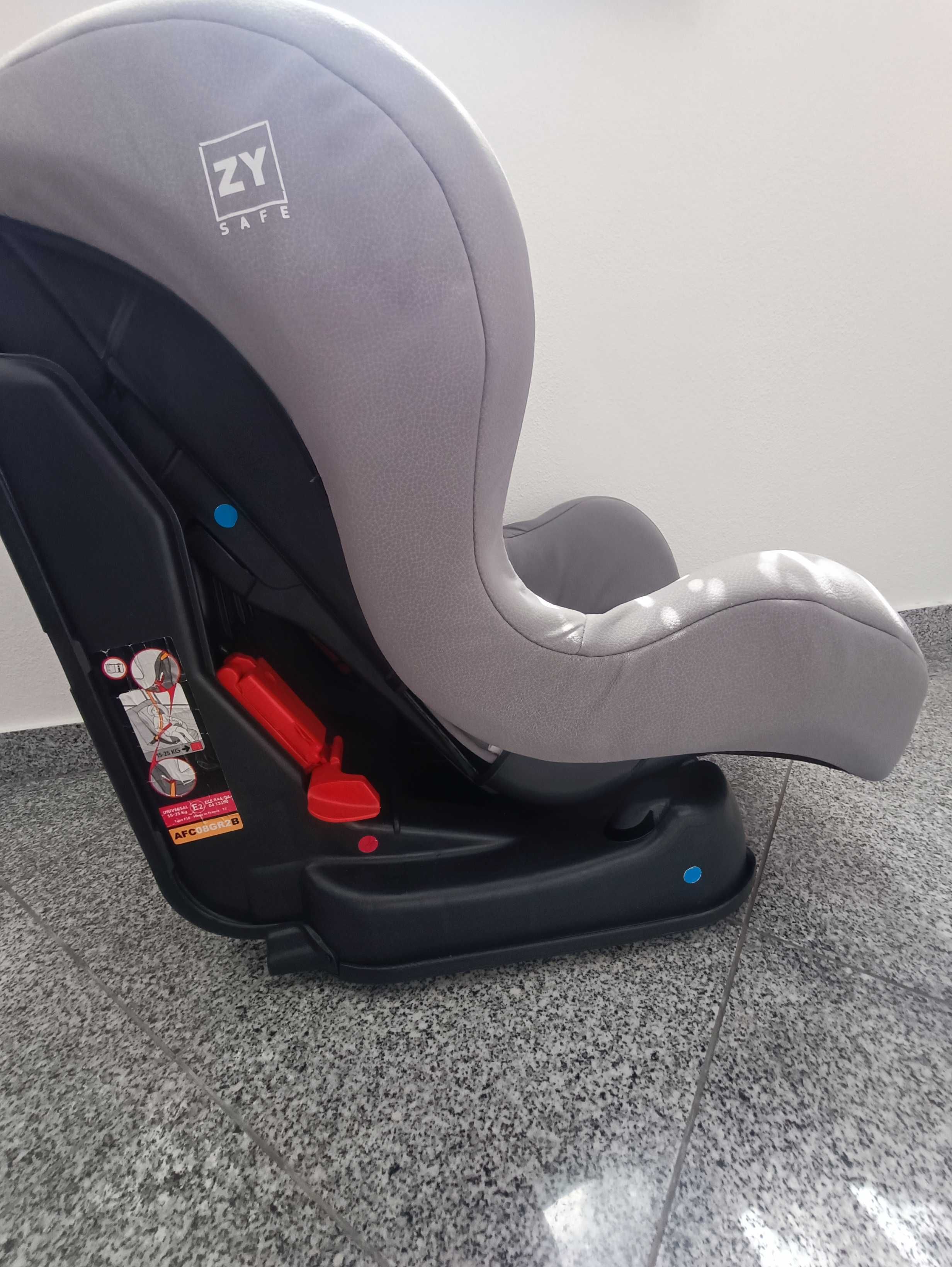 Cadeira Auto ZY 0-25kg