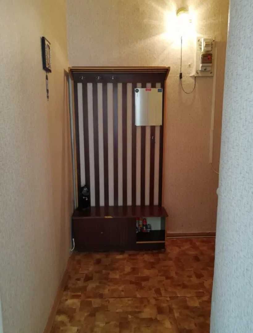 Сдается 1 комн. квартира на Сталеваров, центр города