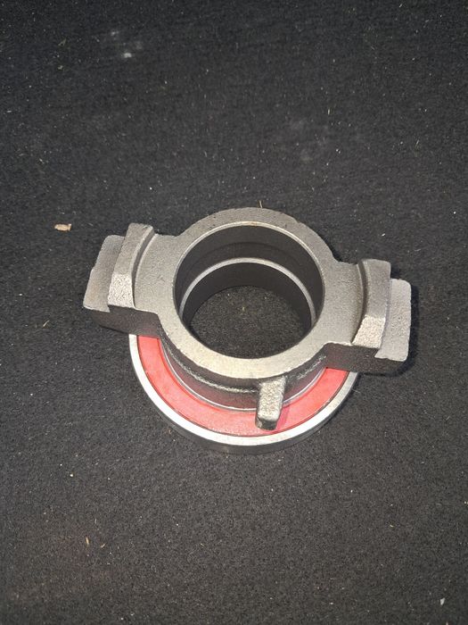 130- Муфта підшипника витискного ЗІЛ 130 з підшипником у зборі