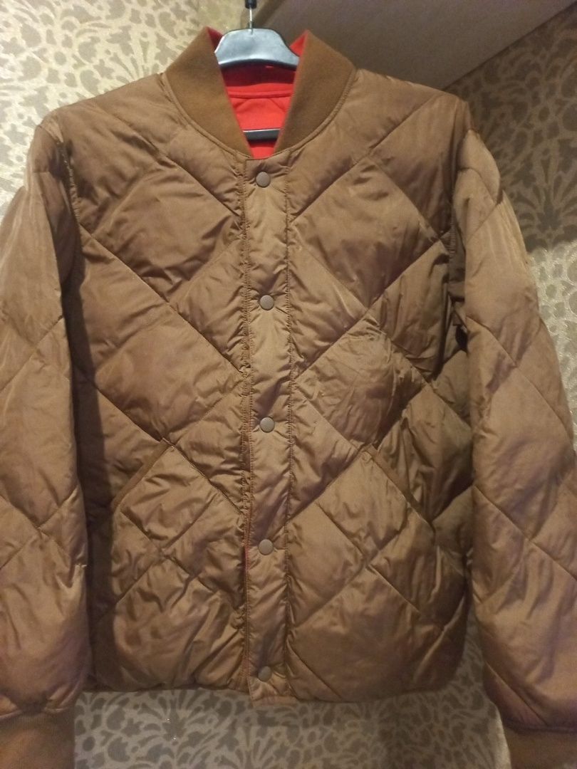 Двухэтажный  бомбер ,, UNIQLO,, р.S-M