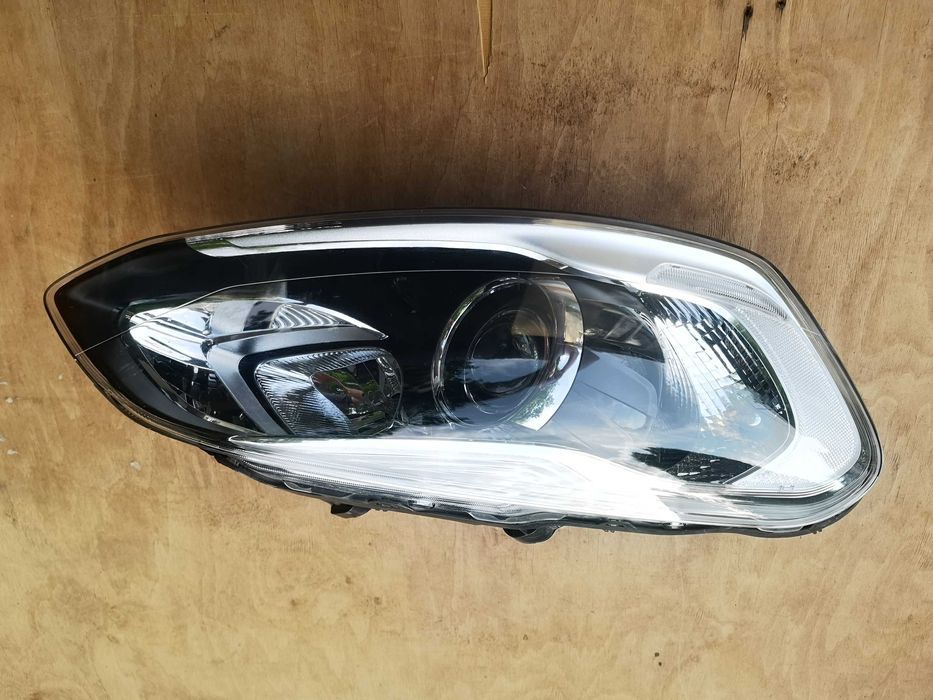 Фара Volvo XC60 Европа