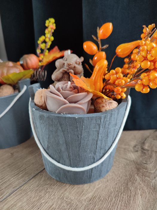 Bukiet jesienny wiewiórka flower box świec