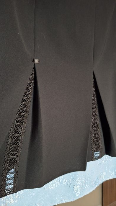 Продам спідницю чорну