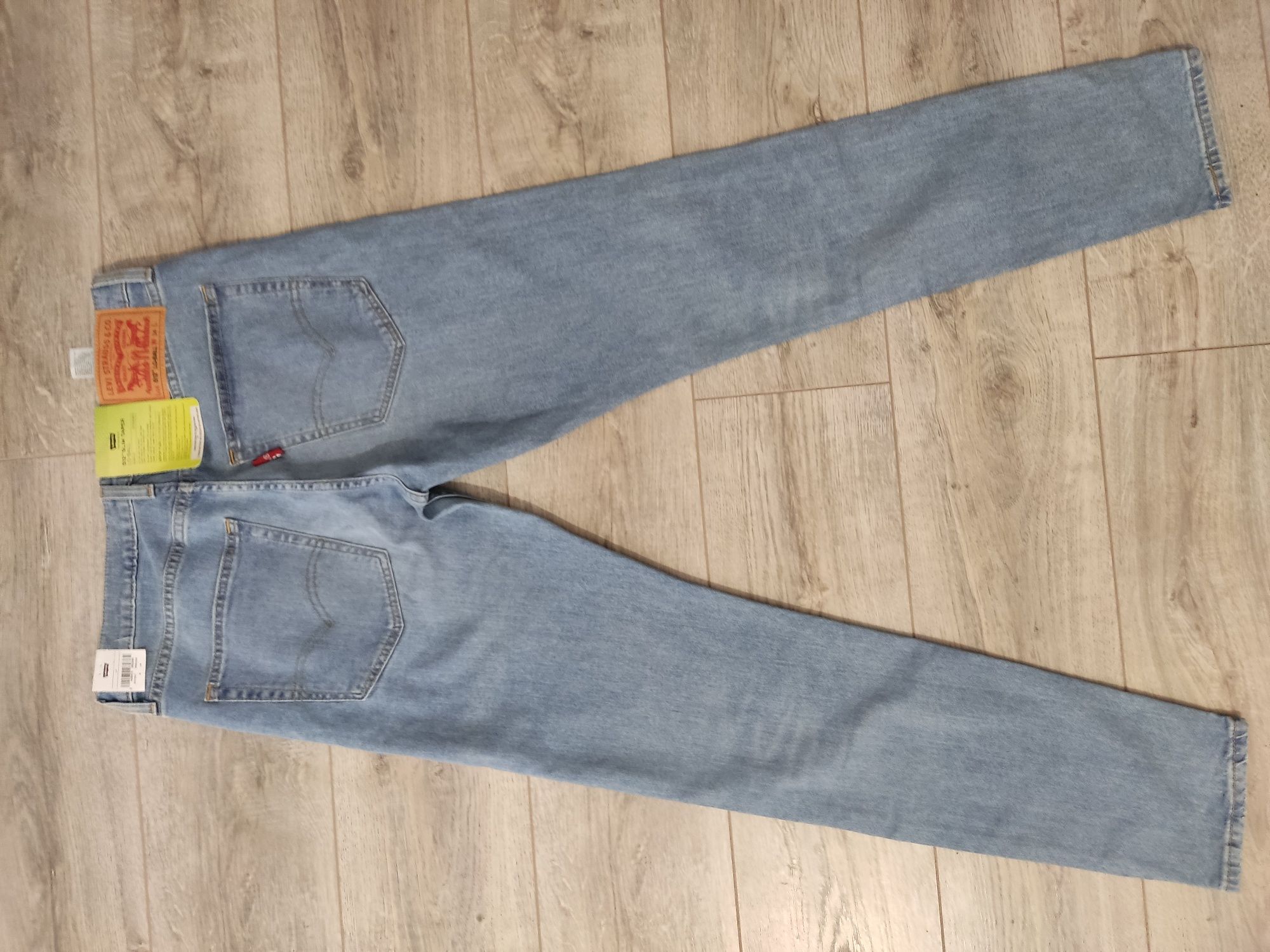 Джинсы Levis 512 Slim taper lo- Ball
Розмір 34