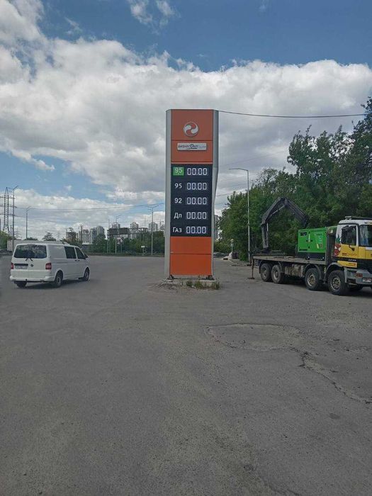 Продаж АЗС Промислова 7 Видубичі Голосіївській район без комісії