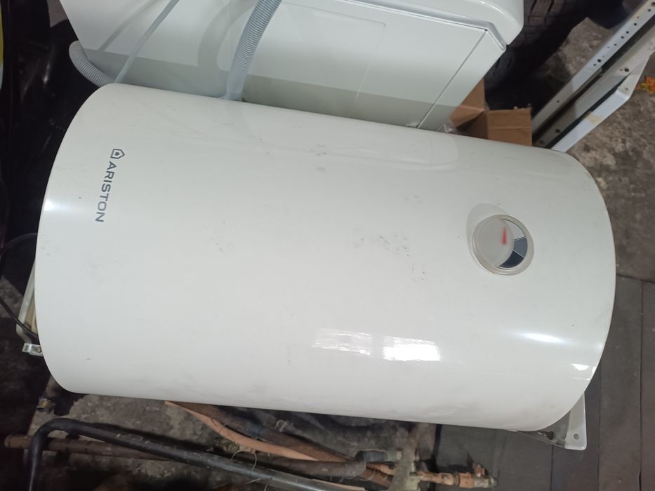 Бойлер Ariston 74L