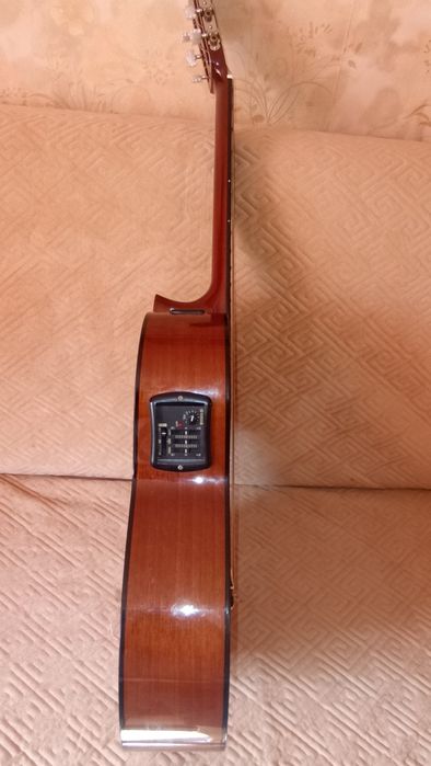 Акция!  Фирменная электроакустическая Гитара  Yamaha CGX-101 + подарок