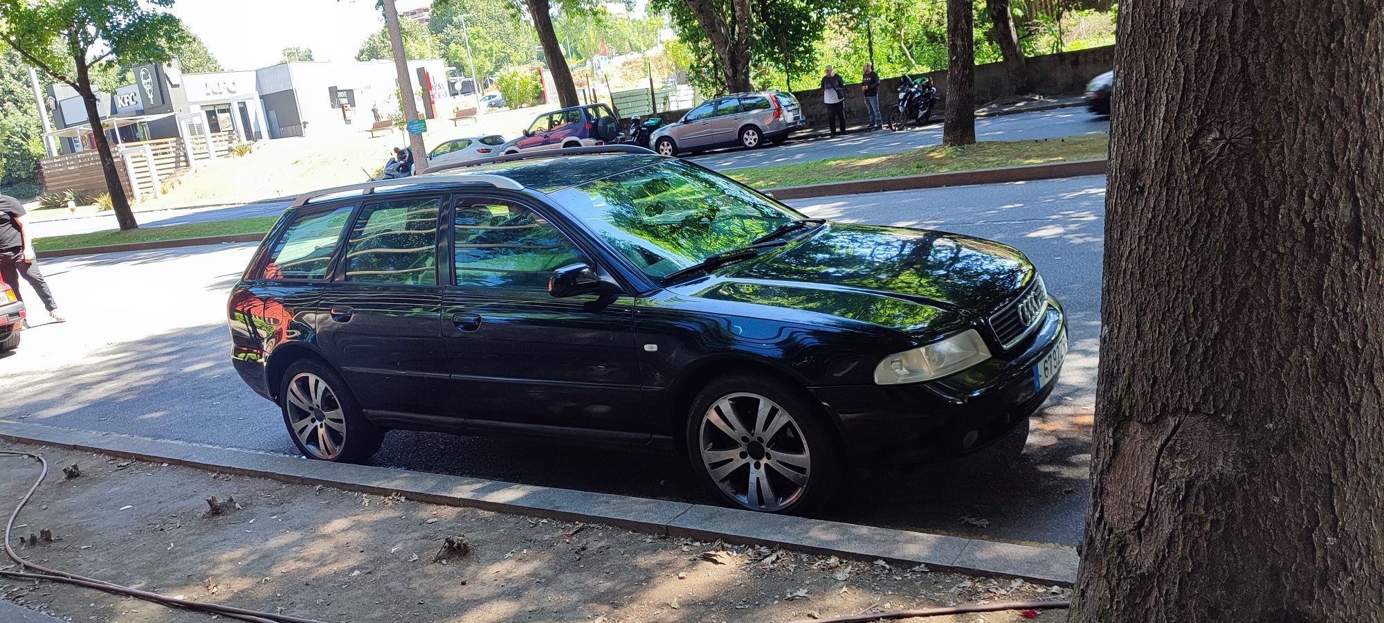 Audi A4 1.9TDi 115PD aceito troca ou retomas