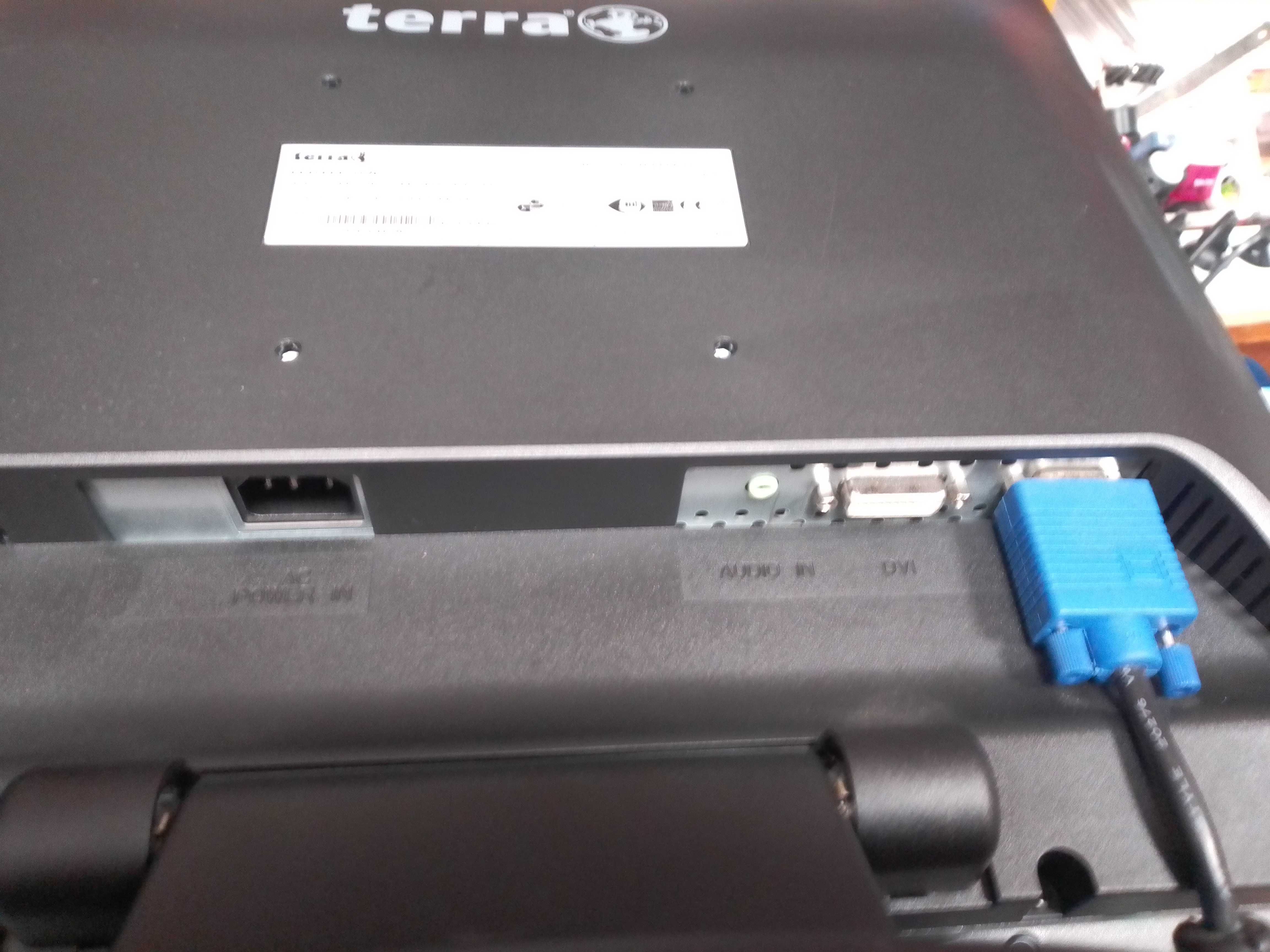Монитор Terra LCD/LED TFT 19" 48.2 см б/у