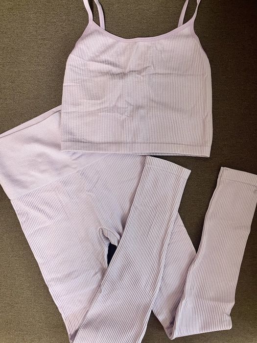 Продам костюм для спорта, фитнеса