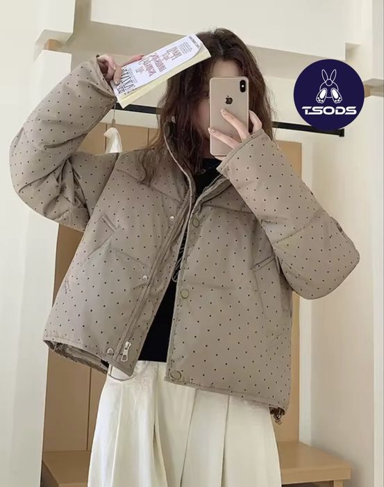 Пуховик со стразами женская куртка блестящая черный пуховик с камнями