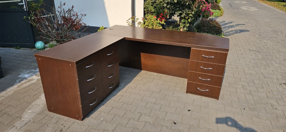 Meble biurowe biurka szafa komplet 8 elementów