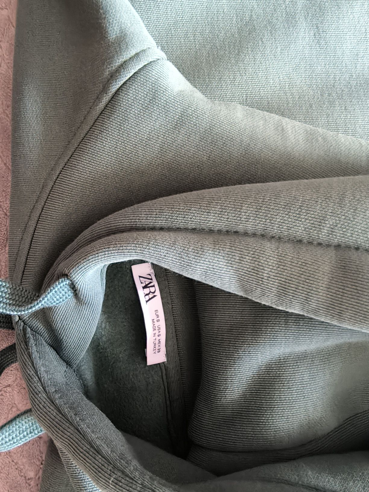 Sweat nova com carapuço