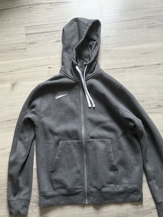 Bluza nike szara hoodie