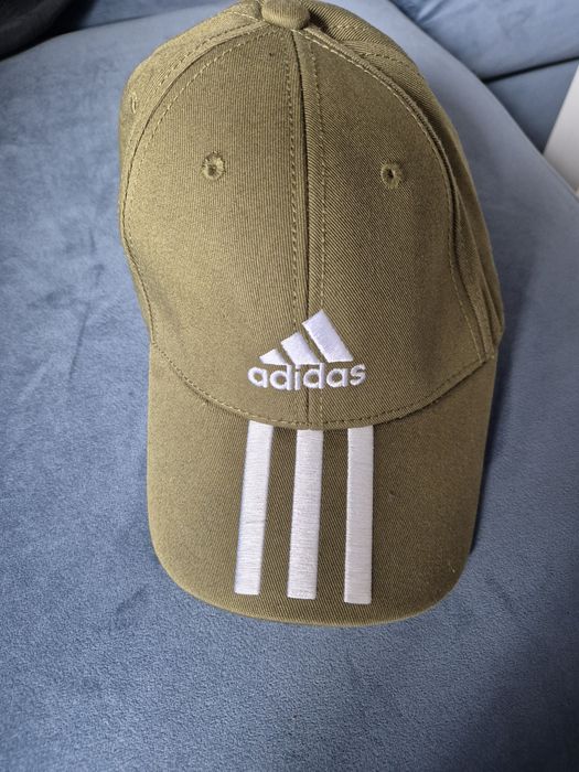 Czapka z daszkiem adidas nowa bez metki