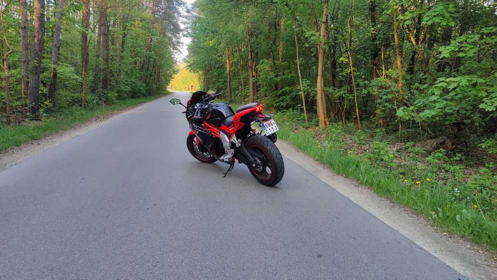 Barton Blade R 125