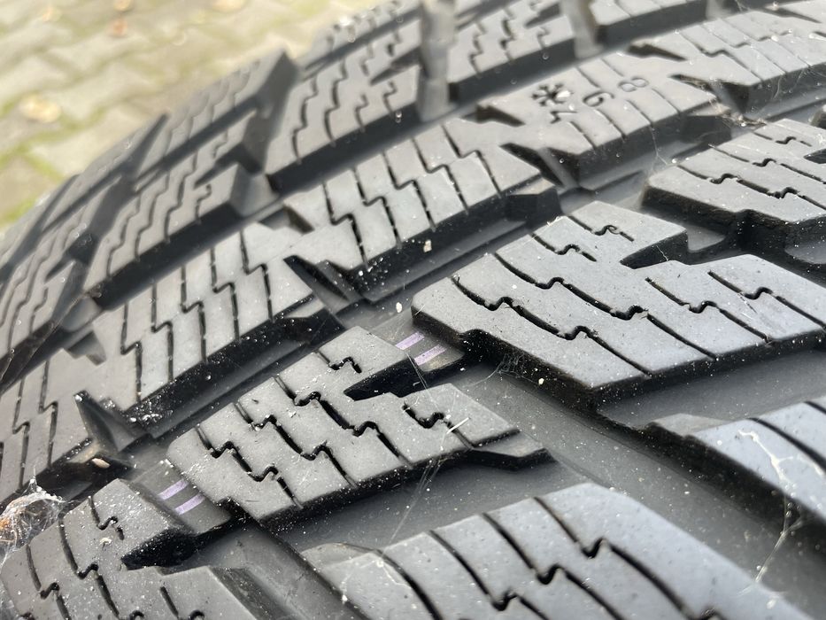 Nokian WR 3 Suv 225/60 17” super stan 4szt.