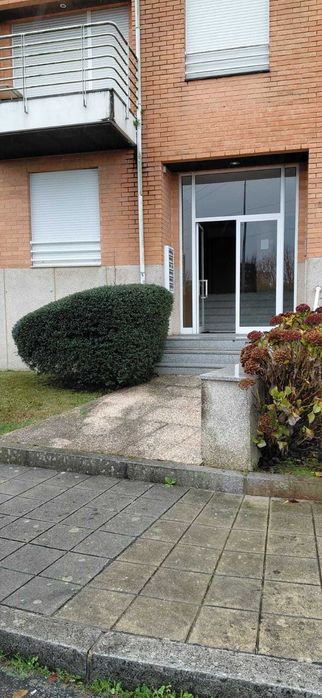 arrendamento T2 junto ao Hospital São João, Porto