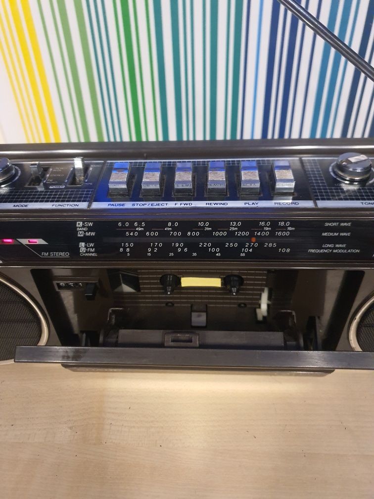 Radiomagnetofon SHARP QT27 Ghettoblaster japan sprawny