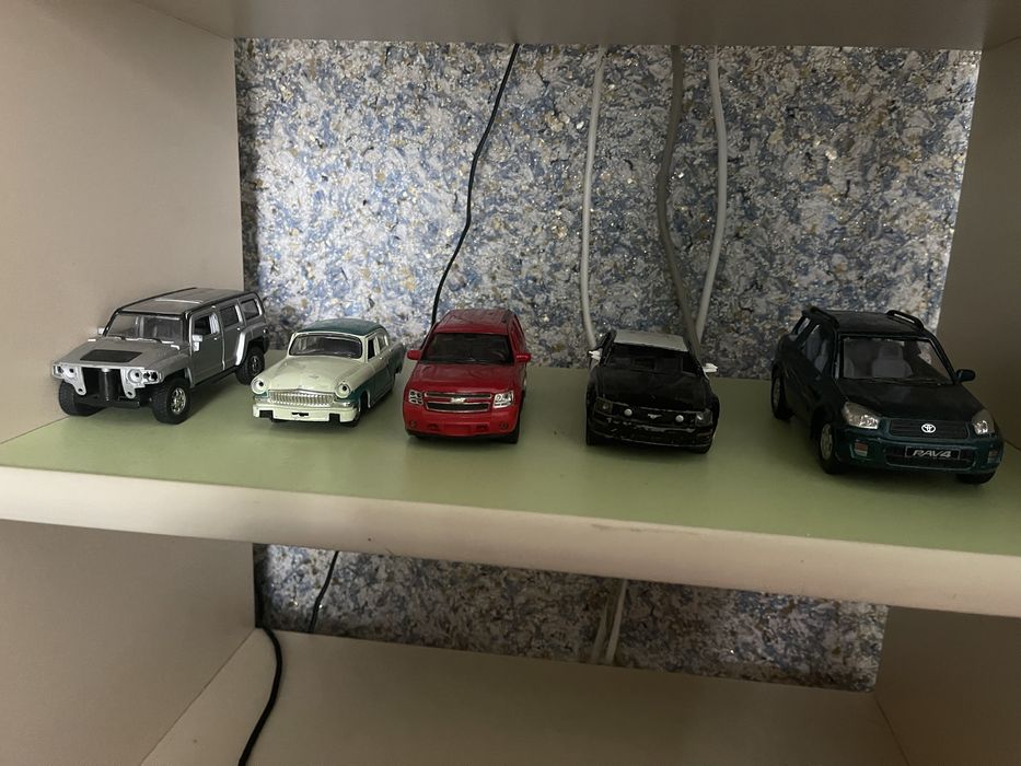 Машинки металічні