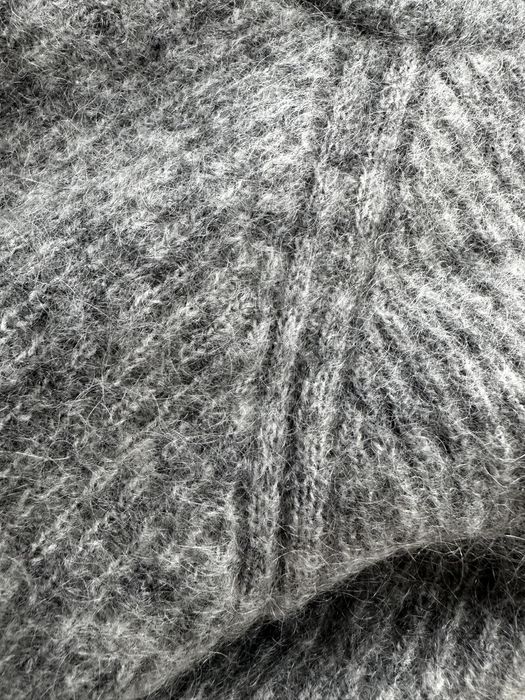 Светр H&M вовна р. Xs