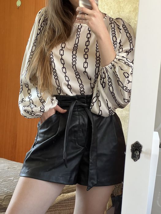 Шкіряні шорти Zara