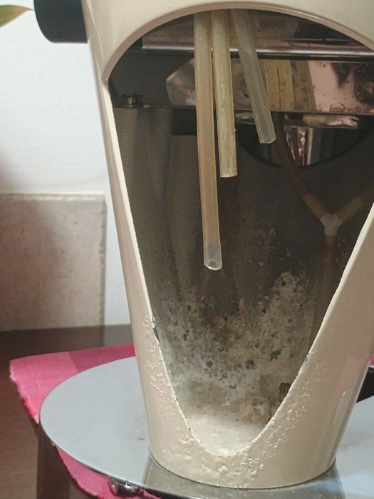 Ekspres do kawy Bugatti Diva (kremowy) używany 30% oryginalnej ceny!