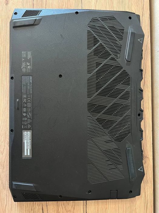 Acer Nitro RTX 2060 (6 GB) | i7-9750H | 16/512GB | 144Hz  | Win 11 Pro