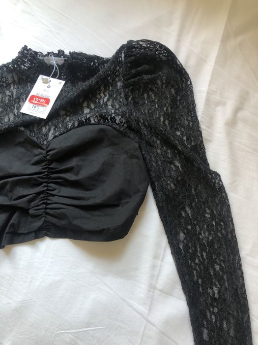 camisola renda bershka