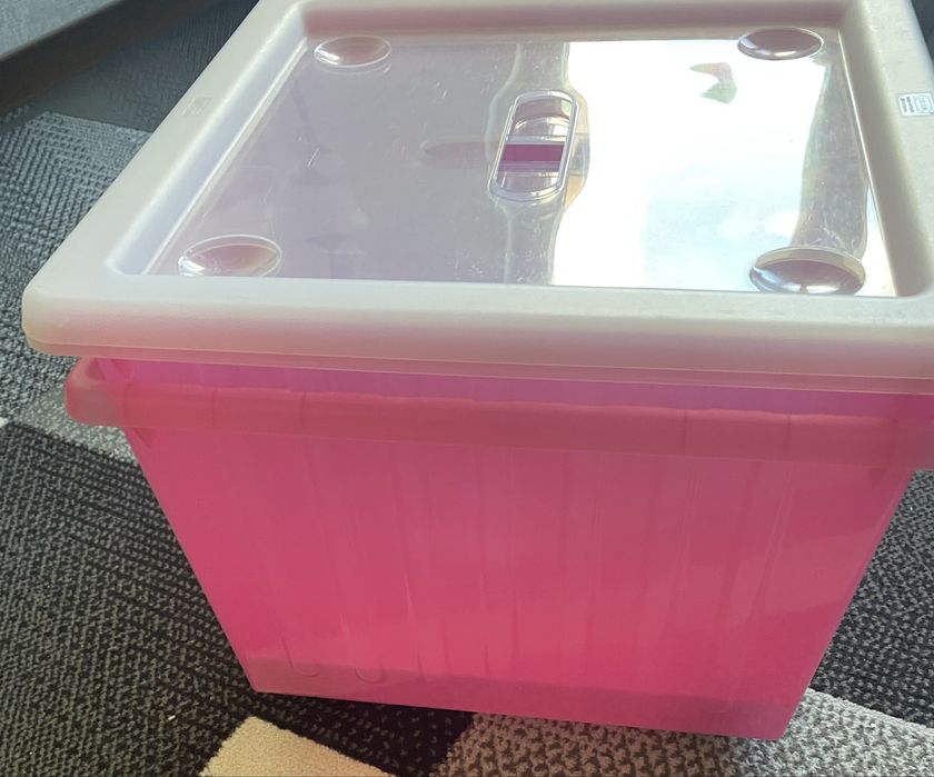 Pojemniki na zabawki Ikea