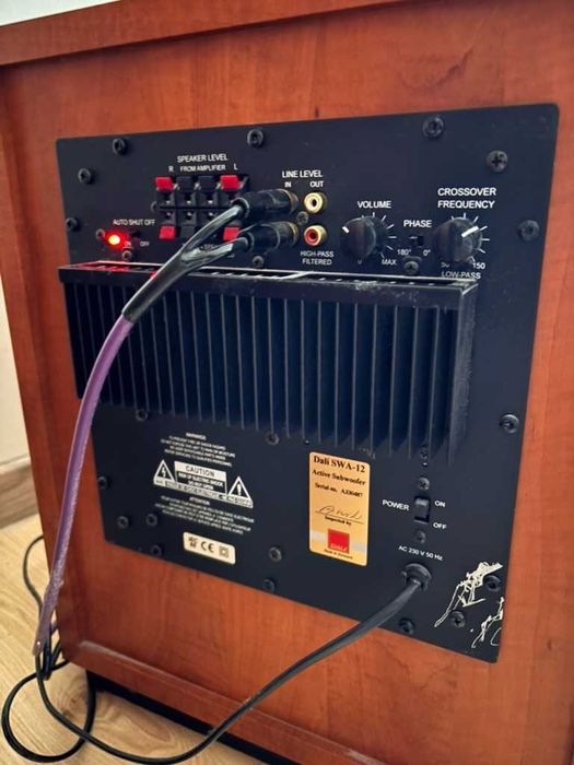 Subwoofer Dali SWA-12