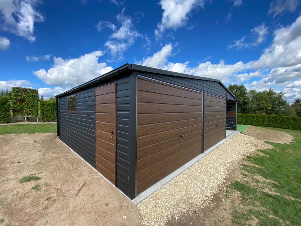 Garaż blaszany 6x6 + wiata 3x6, czarny mat, orzech, profil zamknięty.