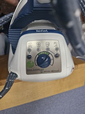 Sprzedam żelazko  stacja parowa Tefal