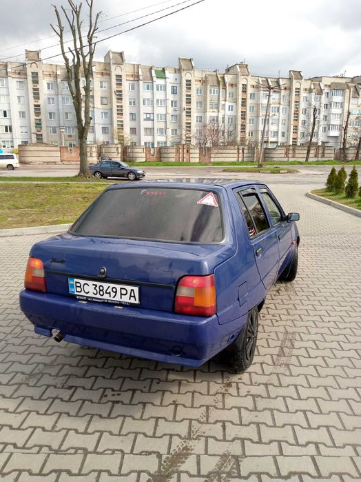 Славута на ходу 2003.1.2л.карбюраторна.Сів і поїхав.
