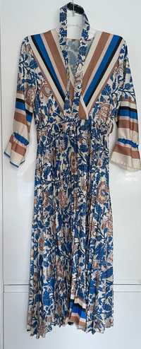 Włoska sukienka plisowana midi pasek wzorzysta uniwersalna