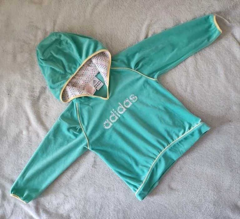 Śliczny miętowy dres Adidas welur r.104