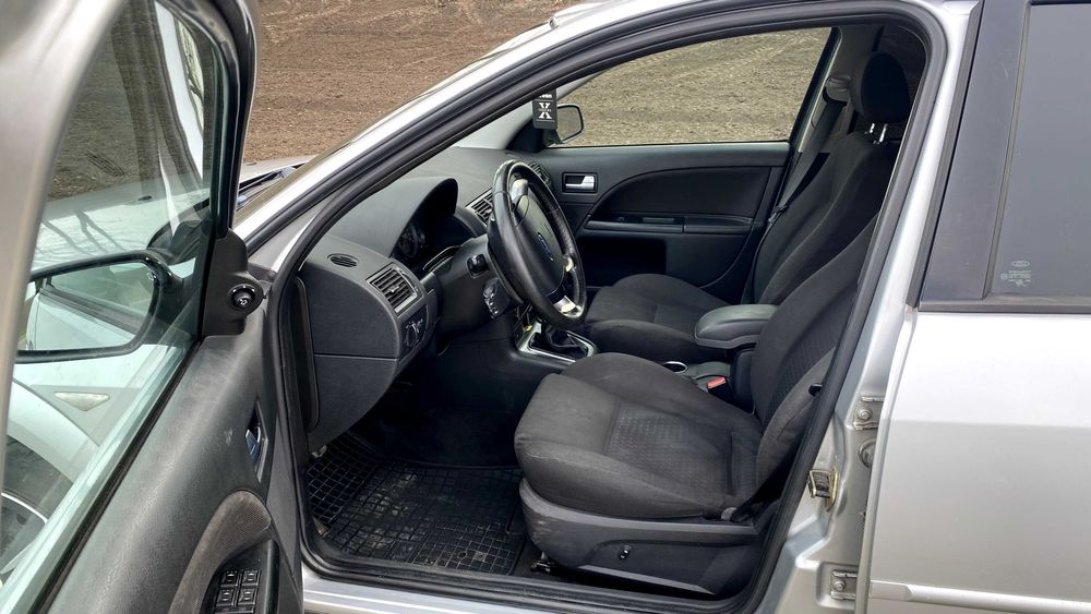 Ford Mondeo 2004 III покоління (FL) • 2.0TDCi MT (130 к.с.) • Base