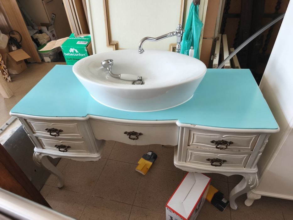 Móvel de casa de banho