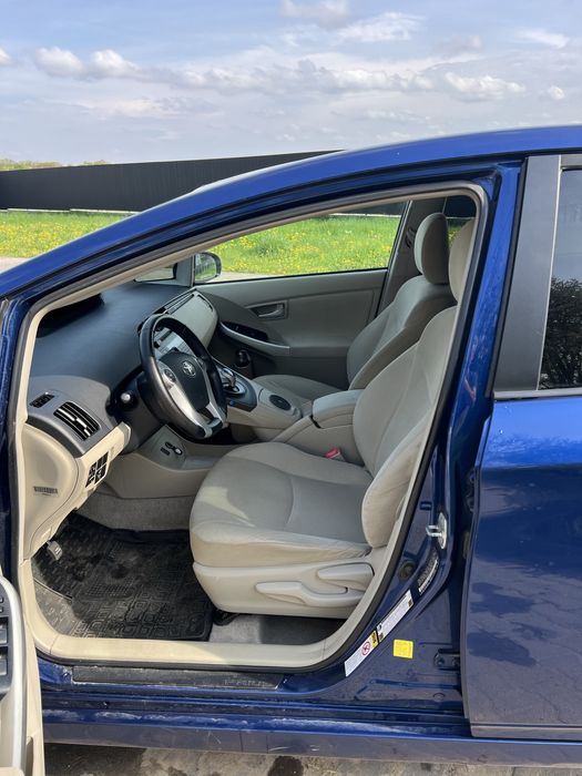 Toyita Prius 30 2011 року