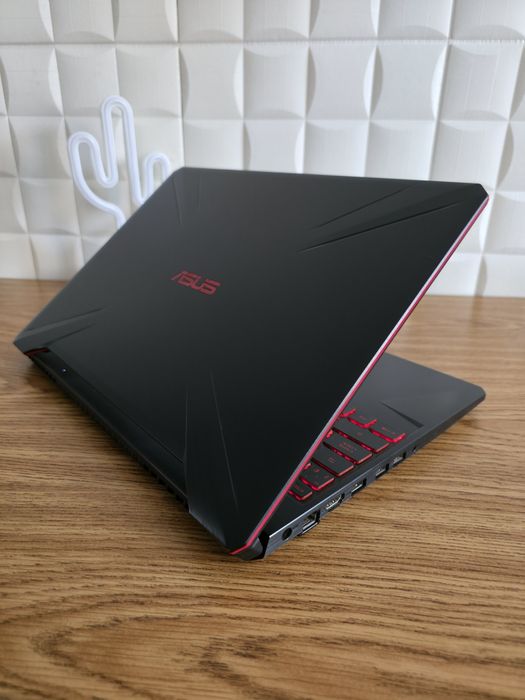 Игровой ноутбук ASUS TUF Gaming — Ryzen 5, 16GB, SSD, RX 4гб