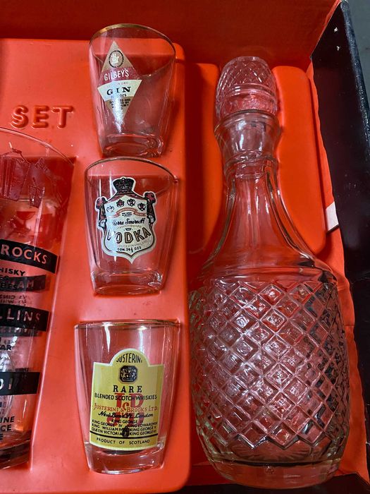 Fabuloso conjunto de bar de cocktails vintage