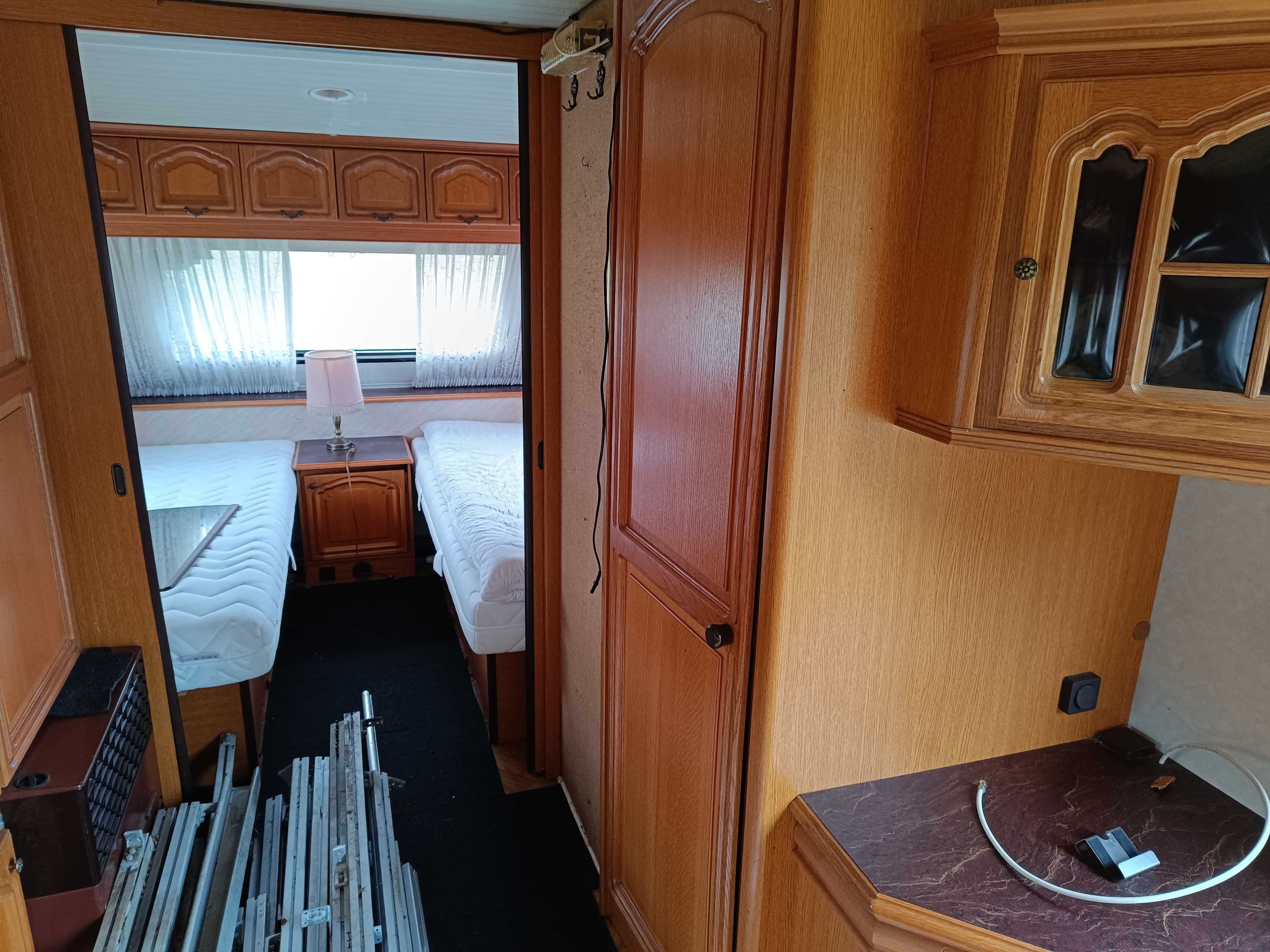 Przyczepa Hobby Prestige 610 z Niemiec.Twardy dach.