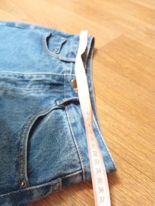 Джинсова спідниця. S.