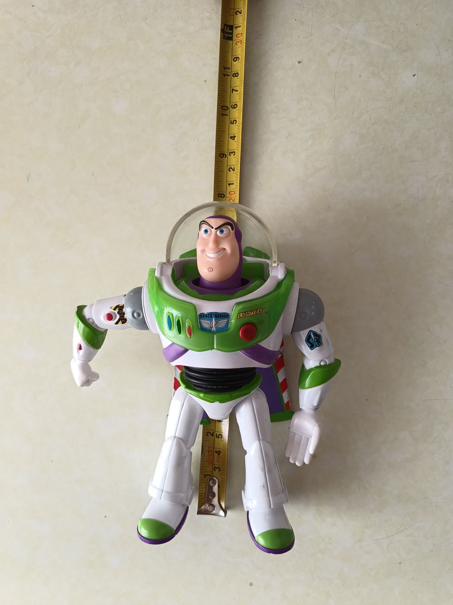 Базз Лайтер  Базз Рятівник  Buzz Lightyear